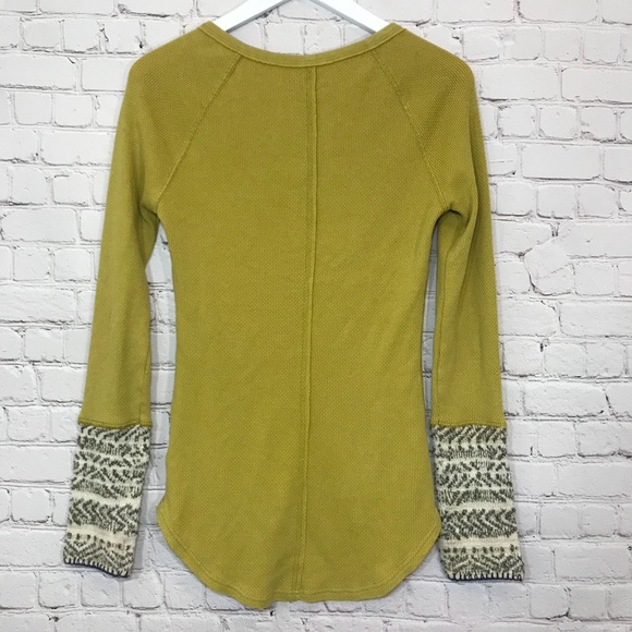 ⚡️SOLD⚡️ Free People Alpine Cuff Henley Thermal - Picture 4 of 8